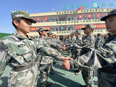 滨州惠民县少年军事特训营招生_，是否让人倍感不安？