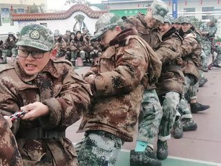 上海闵行区成长学校费用_：解决孩子不务正业的情况！