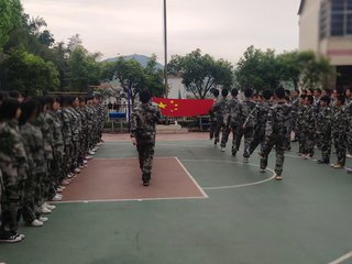 东营小孩子叛逆学校如何收费呢_，没有人可以无视吗？